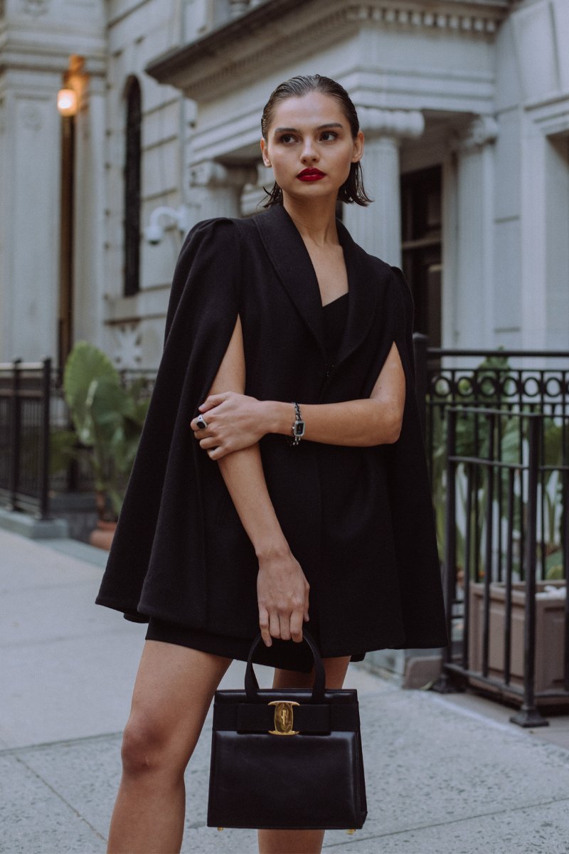 Sable Cape in Black - Nina Nieves