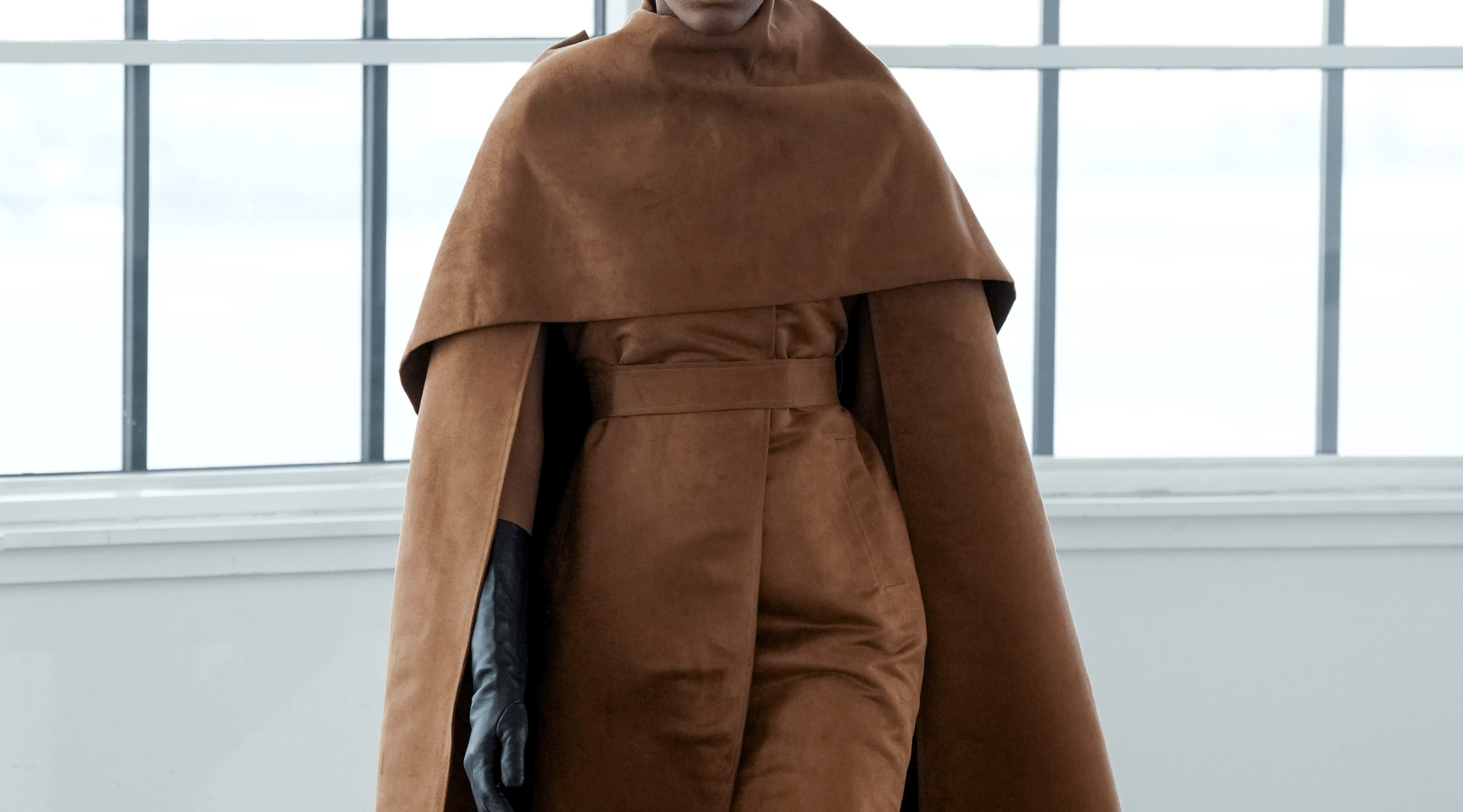 The Hollinger Faux Suede Cape – Effortless Elegance for Fall - Nina Nieves
